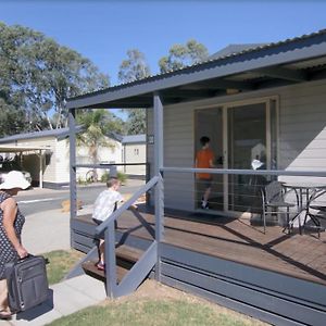 Deluxe One-Bedroom Cabin